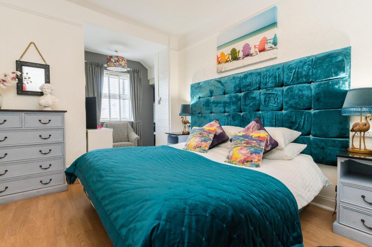 Sea view Ar Lan y Mor LUXURY APARTMENT Aberystwyth Exterior foto