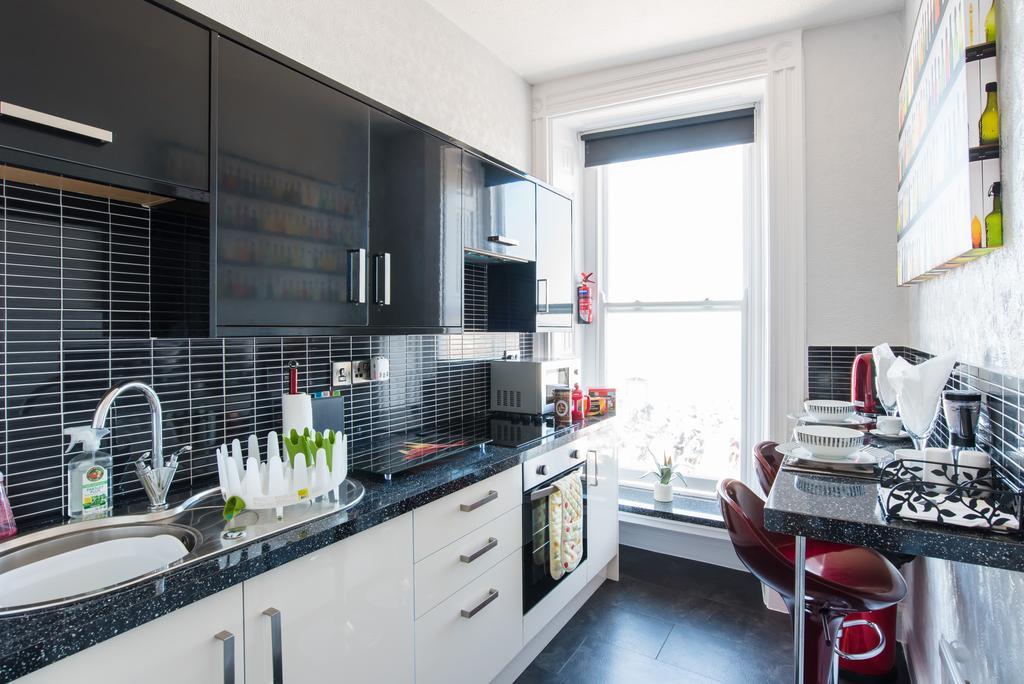 Sea view Ar Lan y Mor LUXURY APARTMENT Aberystwyth Exterior foto
